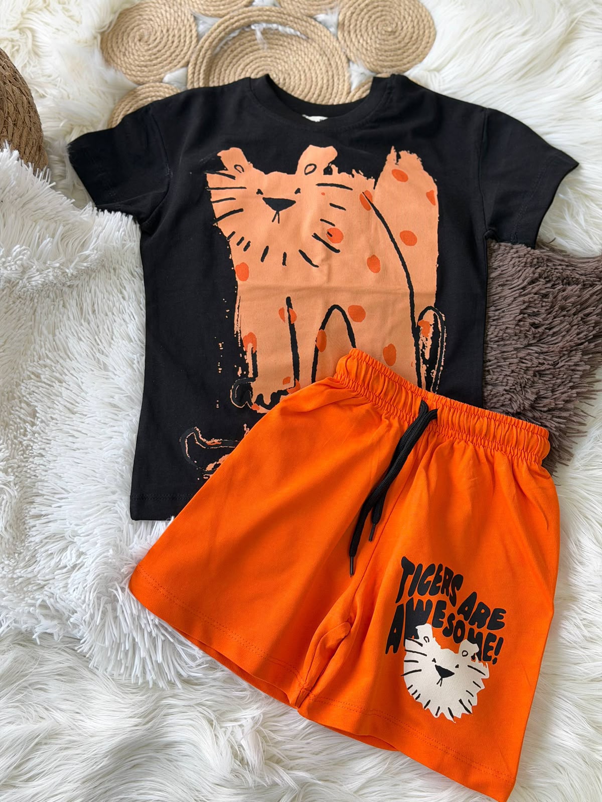 Tiger Baskılı Erkek Çocuk Turuncu Şortlu Takım