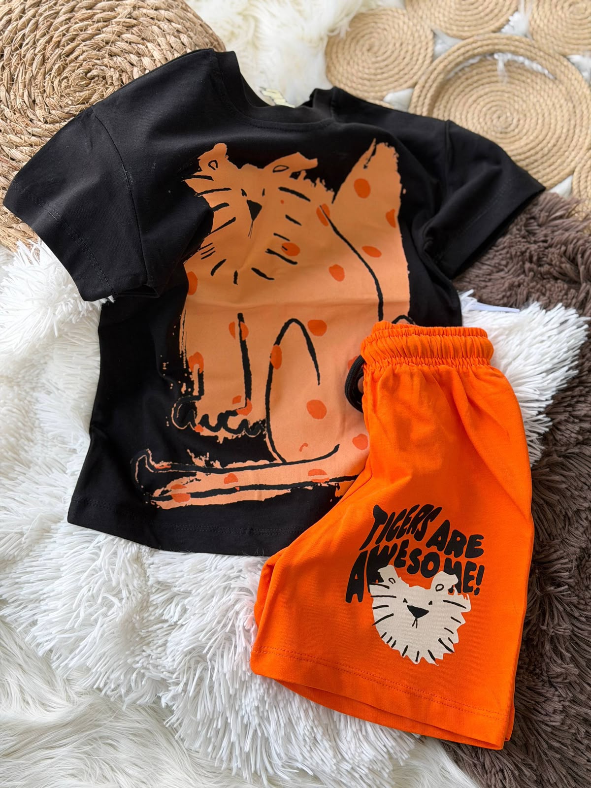 Tiger Baskılı Erkek Çocuk Turuncu  Şortlu Takım