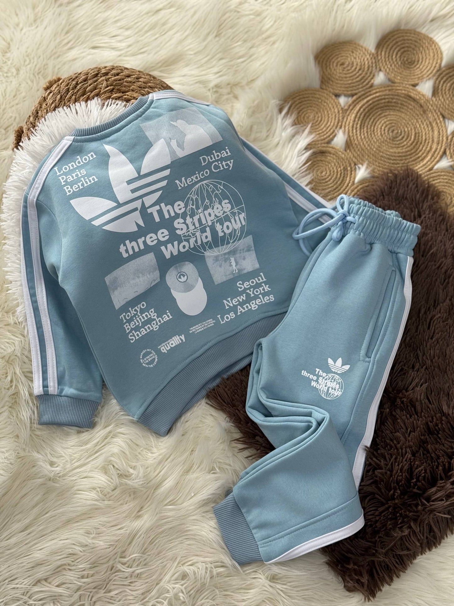 Marka Muadili Mavi Şardonlu Unisex Takım