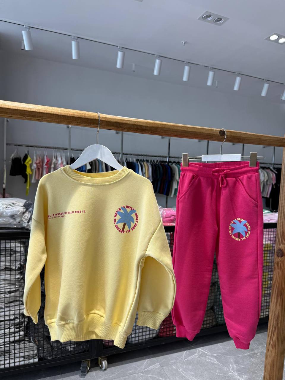 Palmiye Baskılı Sarı-Pembe Kız Çocuk Takım