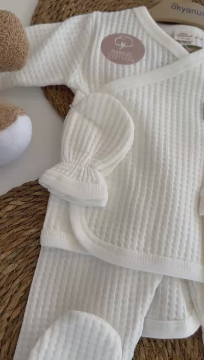 Waffle KumaşBeyaz Unisex  5'li Hastane Çıkış Zıbın Takımı
